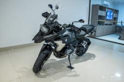 BMW R 1250 GS TRIPLE BLACK