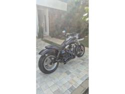 HARLEY DAVIDSON Dyna Fat Bob 1600