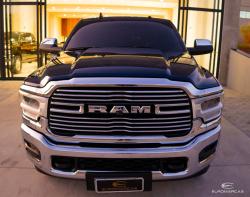 RAM 3500 6.7 I6 LARAMIE CABINE DUPLA TURBO DIESEL AUTOMTICO