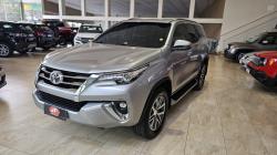 TOYOTA Hilux SW4 2.8 4P SRX 4X4 TURBO DIESEL AUTOMTICO