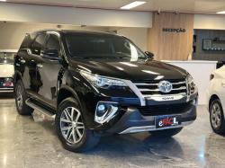 TOYOTA Hilux SW4 2.8 4P SRX 4X4 TURBO DIESEL AUTOMTICO