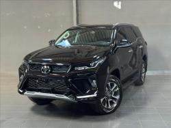 TOYOTA Hilux SW4 2.8 16V 4P SRX PLATINUM 4X4 7 LUGARES TURBO DIESEL AUTOMTICO