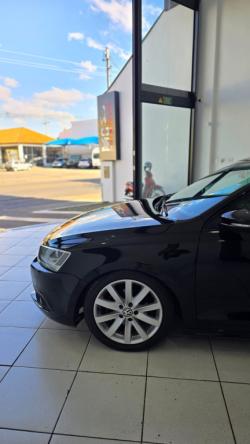 VOLKSWAGEN Jetta 2.0 4P CONFORTLINE FLEX