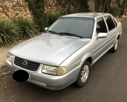 VOLKSWAGEN Santana 1.8 4P