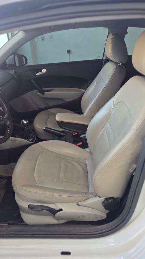 AUDI A1 1.4 16V TFSI ATRACTION S-TRONIC AUTOMTICO, Foto 3