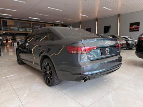 AUDI A4 2.0 16V 4P TFSI AMBIENTE MULTITRONIC AUTOM�TICO, Foto 4