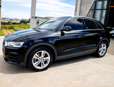 AUDI Q3 2.0 4P TFSI AMBIENTE QUATTRO S-TRONIC AUTOM�TICO, Foto 3