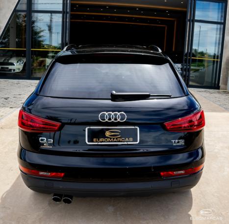 AUDI Q3 2.0 4P TFSI AMBIENTE QUATTRO S-TRONIC AUTOM�TICO, Foto 6