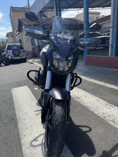 BAJAJ Dominar 400 , Foto 9
