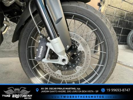 BMW R 1250 GS ADVENTURE TRIPLE BLACK, Foto 4