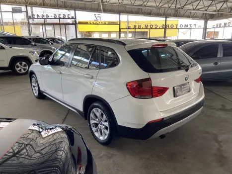BMW X1 2.0 16V 4P 18I S DRIVE AUTOM�TICO, Foto 6
