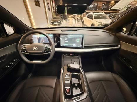 CHANGAN Uni-T 1.5 16V 4P FLEX TGDI 7DCT AUTOM�TICO, Foto 8