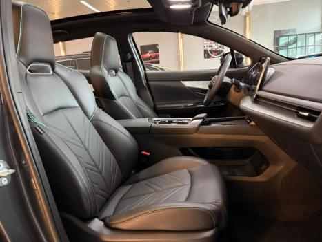 CHANGAN Uni-T 1.5 16V 4P FLEX TGDI 7DCT AUTOM�TICO, Foto 11