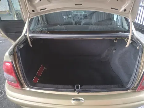 CHEVROLET Corsa Sedan 1.0 4P CLASSIC VHCE FLEX, Foto 10