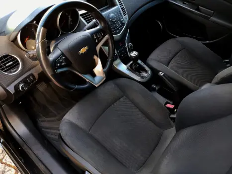 CHEVROLET Cruze Hatch 1.8 16V 4P LT SPORT6 FLEX, Foto 11