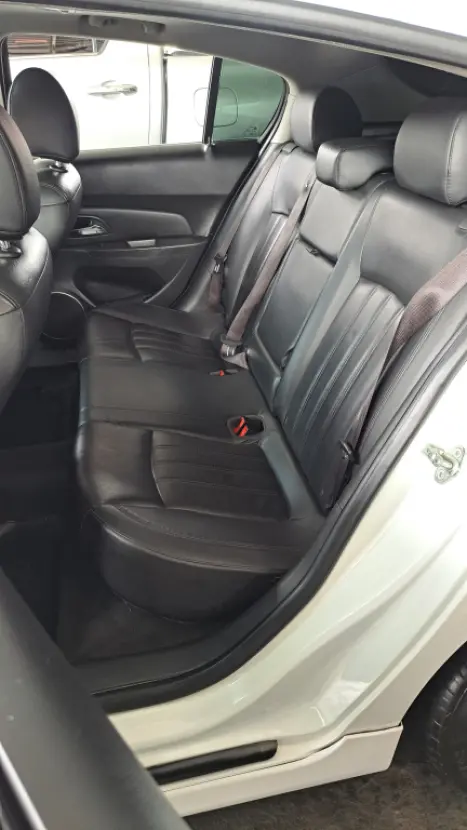 CHEVROLET Cruze Hatch 1.8 16V 4P LTZ SPORT6 FLEX AUTOM�TICO, Foto 8