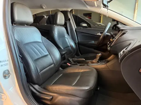 CHEVROLET Cruze Hatch 1.4 16V 4P LT FLEX TURBO AUTOM�TICO, Foto 11