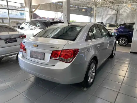 CHEVROLET Cruze Sedan 1.8 16V 4P LT ECOTEC FLEX AUTOMTICO, Foto 4