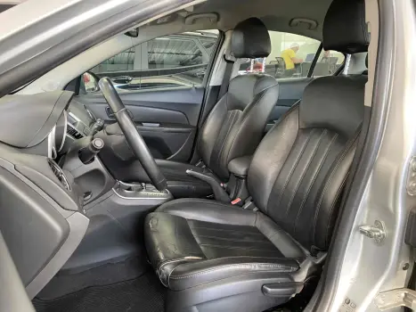 CHEVROLET Cruze Sedan 1.8 16V 4P LT ECOTEC FLEX AUTOMTICO, Foto 9
