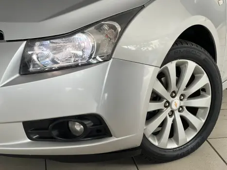 CHEVROLET Cruze Sedan 1.8 16V 4P LTZ ECOTEC FLEX AUTOM�TICO, Foto 2
