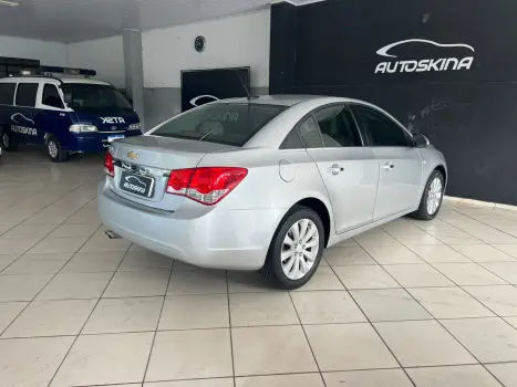 CHEVROLET Cruze Sedan 1.8 16V 4P LTZ ECOTEC FLEX AUTOM�TICO, Foto 8
