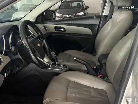 CHEVROLET Cruze Sedan 1.8 16V 4P LTZ ECOTEC FLEX AUTOM�TICO, Foto 12
