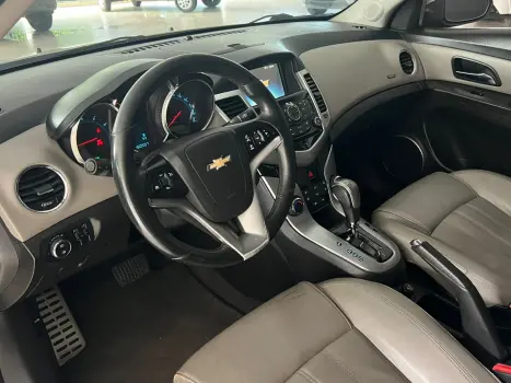 CHEVROLET Cruze Sedan 1.8 16V 4P LTZ ECOTEC FLEX AUTOM�TICO, Foto 14