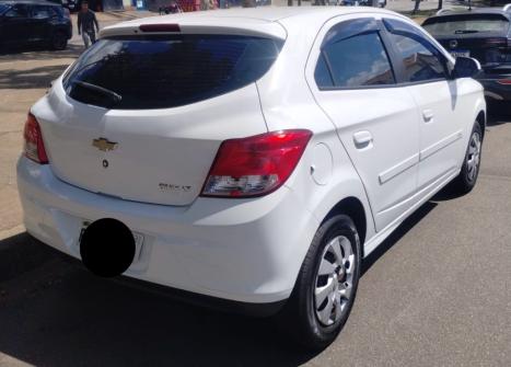 CHEVROLET Onix Hatch 1.0 4P FLEX LT, Foto 3 CHEVROLET Onix Hatch 1.0 4P FLEX LT, Foto 3