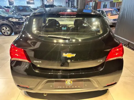 CHEVROLET Onix Hatch 1.4 4P FLEX LTZ AUTOMÁTICO, Foto 7 CHEVROLET Onix Hatch 1.4 4P FLEX LTZ AUTOMÁTICO, Foto 7