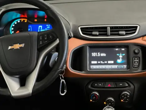 CHEVROLET Onix Hatch 1.4 4P FLEX ACTIV, Foto 7 CHEVROLET Onix Hatch 1.4 4P FLEX ACTIV, Foto 7