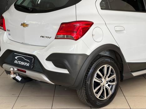 CHEVROLET Onix Hatch 1.4 4P FLEX ACTIV, Foto 13 CHEVROLET Onix Hatch 1.4 4P FLEX ACTIV, Foto 13