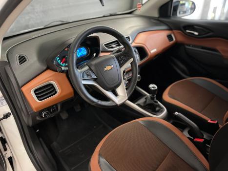 CHEVROLET Onix Hatch 1.4 4P FLEX ACTIV, Foto 14 CHEVROLET Onix Hatch 1.4 4P FLEX ACTIV, Foto 14