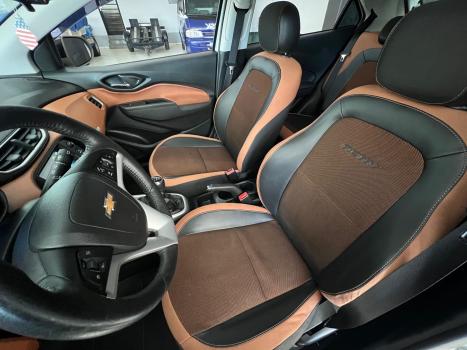 CHEVROLET Onix Hatch 1.4 4P FLEX ACTIV, Foto 16 CHEVROLET Onix Hatch 1.4 4P FLEX ACTIV, Foto 16