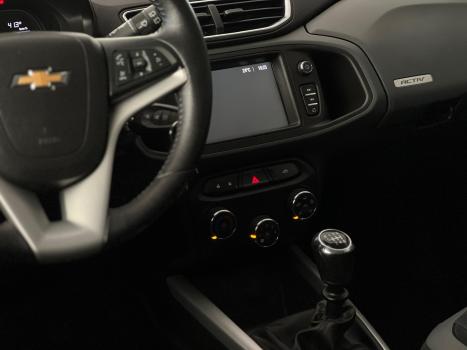 CHEVROLET Onix Hatch 1.4 4P FLEX ACTIV, Foto 10 CHEVROLET Onix Hatch 1.4 4P FLEX ACTIV, Foto 10