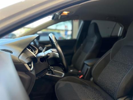 CHEVROLET Onix Hatch 1.0 4P FLEX LTZ TURBO AUTOMÁTICO, Foto 8 CHEVROLET Onix Hatch 1.0 4P FLEX LTZ TURBO AUTOMÁTICO, Foto 8