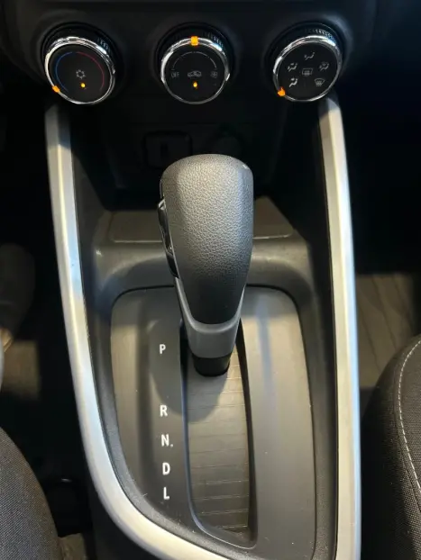 CHEVROLET Onix Hatch 1.0 4P FLEX LTZ TURBO AUTOMÁTICO, Foto 15 CHEVROLET Onix Hatch 1.0 4P FLEX LTZ TURBO AUTOMÁTICO, Foto 15