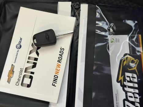 CHEVROLET Onix Hatch 1.0 4P FLEX LT, Foto 13