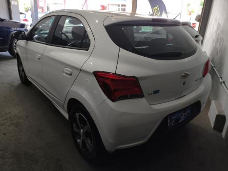 CHEVROLET Onix Hatch 1.4 4P FLEX LTZ, Foto 4