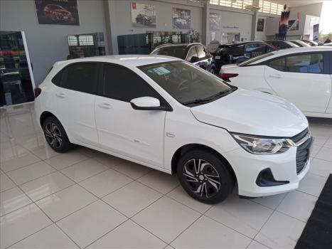 CHEVROLET Onix Hatch 1.0 4P FLEX LT, Foto 2