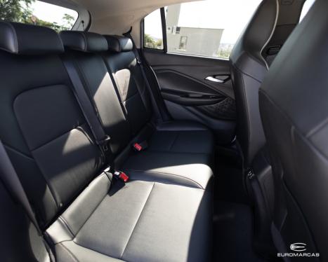 CHEVROLET Onix Hatch 1.0 12V 4P FLEX PREMIER 2 TURBO AUTOM�TICO, Foto 13