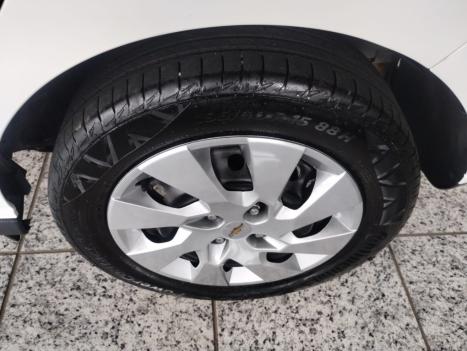 CHEVROLET Onix Hatch 1.4 4P FLEX LT, Foto 9