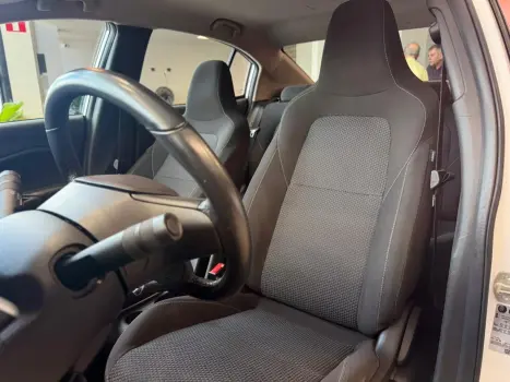 CHEVROLET Onix Hatch 1.0 12V 4P FLEX PLUS TURBO AUTOM�TICO, Foto 10