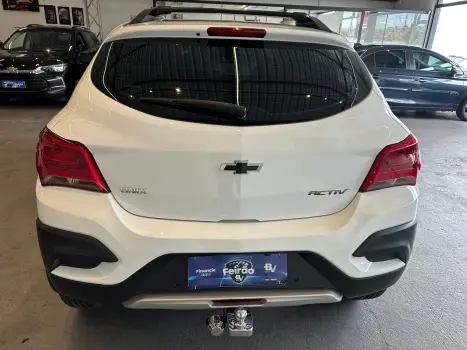 CHEVROLET Onix Hatch 1.4 4P FLEX ACTIV AUTOM�TICO, Foto 9
