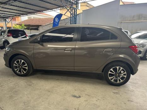 CHEVROLET Onix Hatch 1.4 4P FLEX LTZ, Foto 4