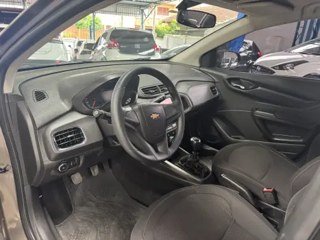 CHEVROLET Onix Hatch 1.4 4P FLEX LTZ, Foto 14