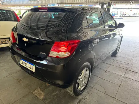 CHEVROLET Onix Hatch 1.0 4P FLEX LS, Foto 4