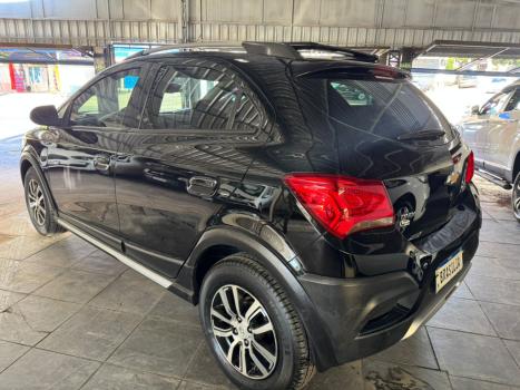 CHEVROLET Onix Hatch 1.4 4P FLEX ACTIV, Foto 2