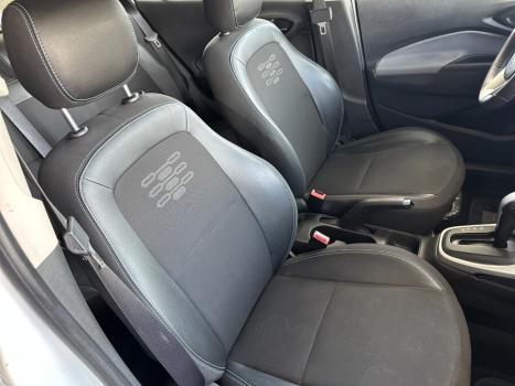 CHEVROLET Onix Hatch 1.4 4P FLEX LT AUTOM�TICO, Foto 8