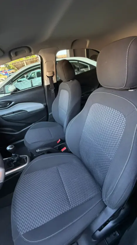 CHEVROLET Onix Hatch 1.4 4P FLEX LT, Foto 2