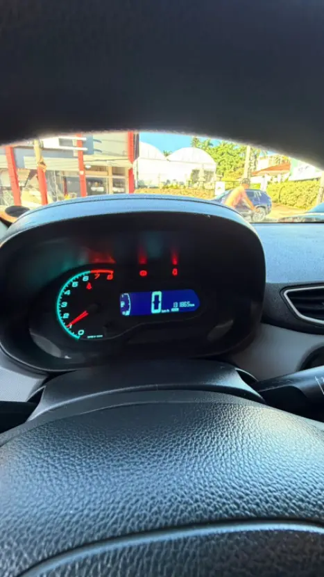 CHEVROLET Onix Hatch 1.4 4P FLEX LT, Foto 6